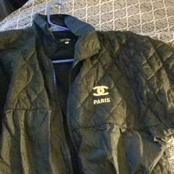 Soooo I'm keeping her - Picture 4 of 4